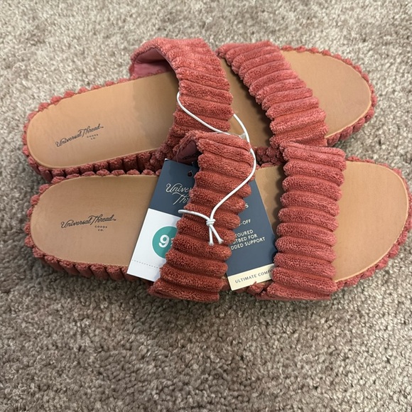 Universal Thread Kyla Corduroy Two Band Sandals Size 9.5 Color Pink - Picture 5 of 7